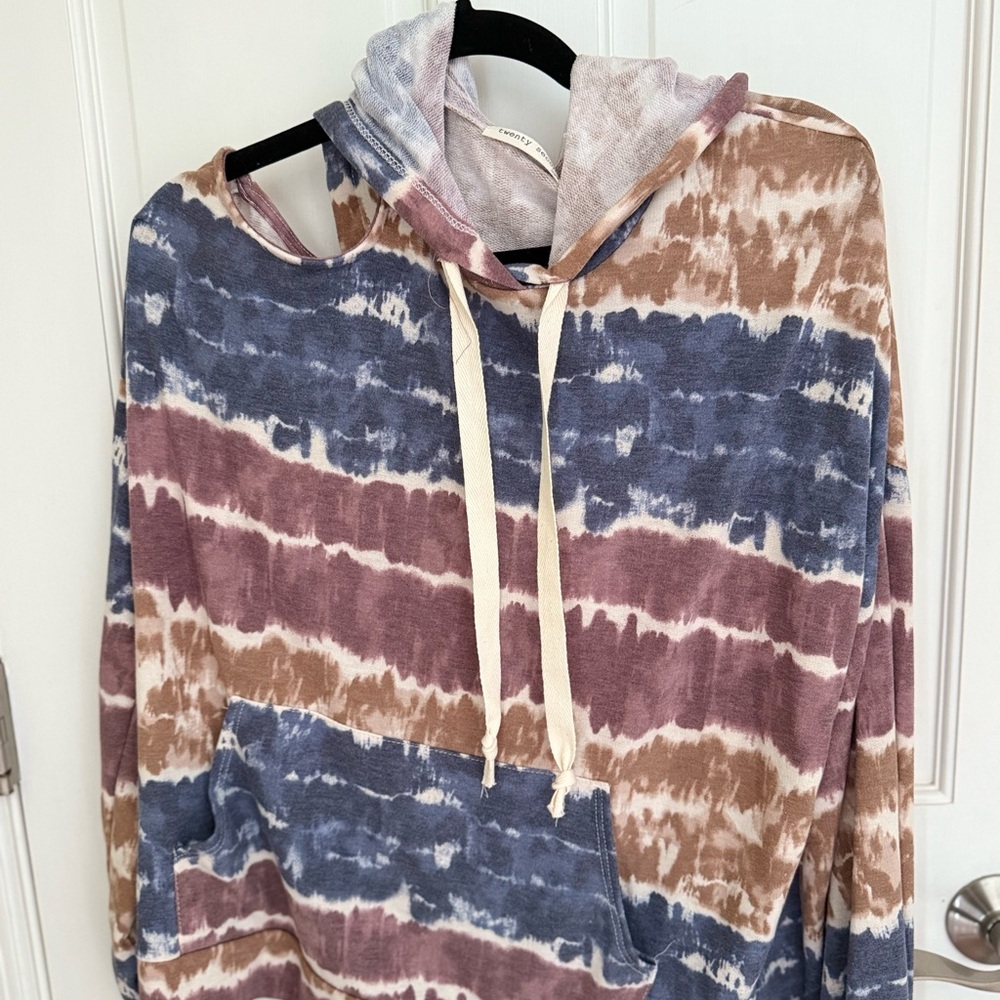 Twenty Second Earthy Tie-Dye Hoodie with one‎ cold shoulder